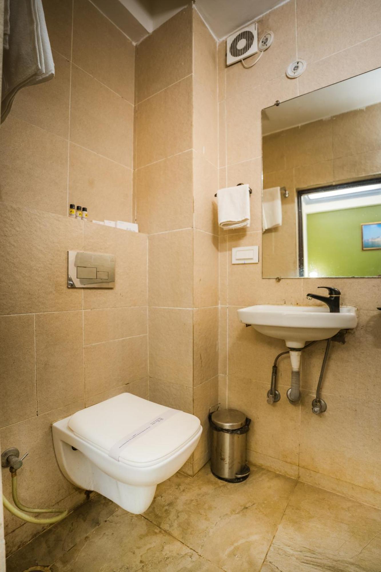 Tripli Silver Shine Hotel Varanasi
