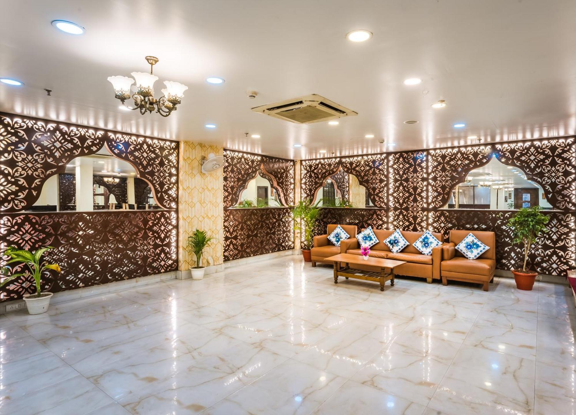 Tripli Silver Shine Varanasi